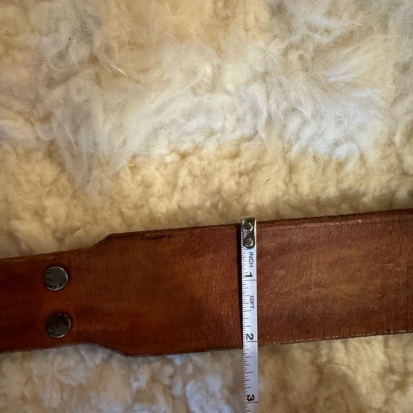 VTG Leather Bullet/Ammo Belt with brass rivets & brass removable belt buckle - Picture 8 of 14